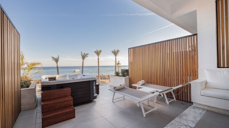 Sunrise Remal Beach Resort